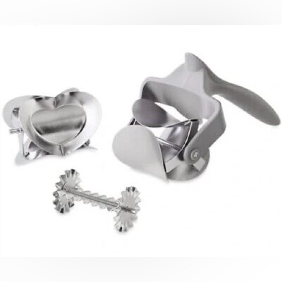 Pampered Chef Rolling Cookie Cutter #1442 - Picture 1 of 2